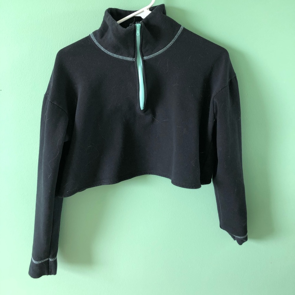 Cropped sweatshirt